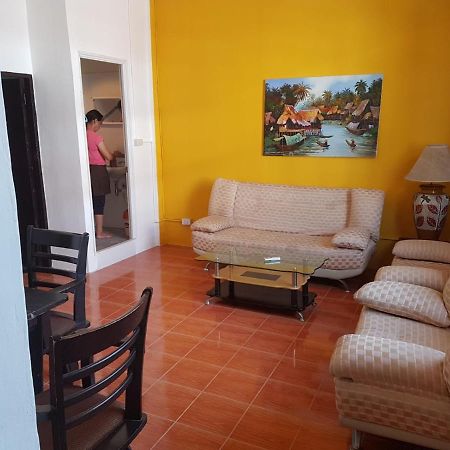 פאטאיה Doubleshot Guesthouse Jomtien מראה חיצוני תמונה